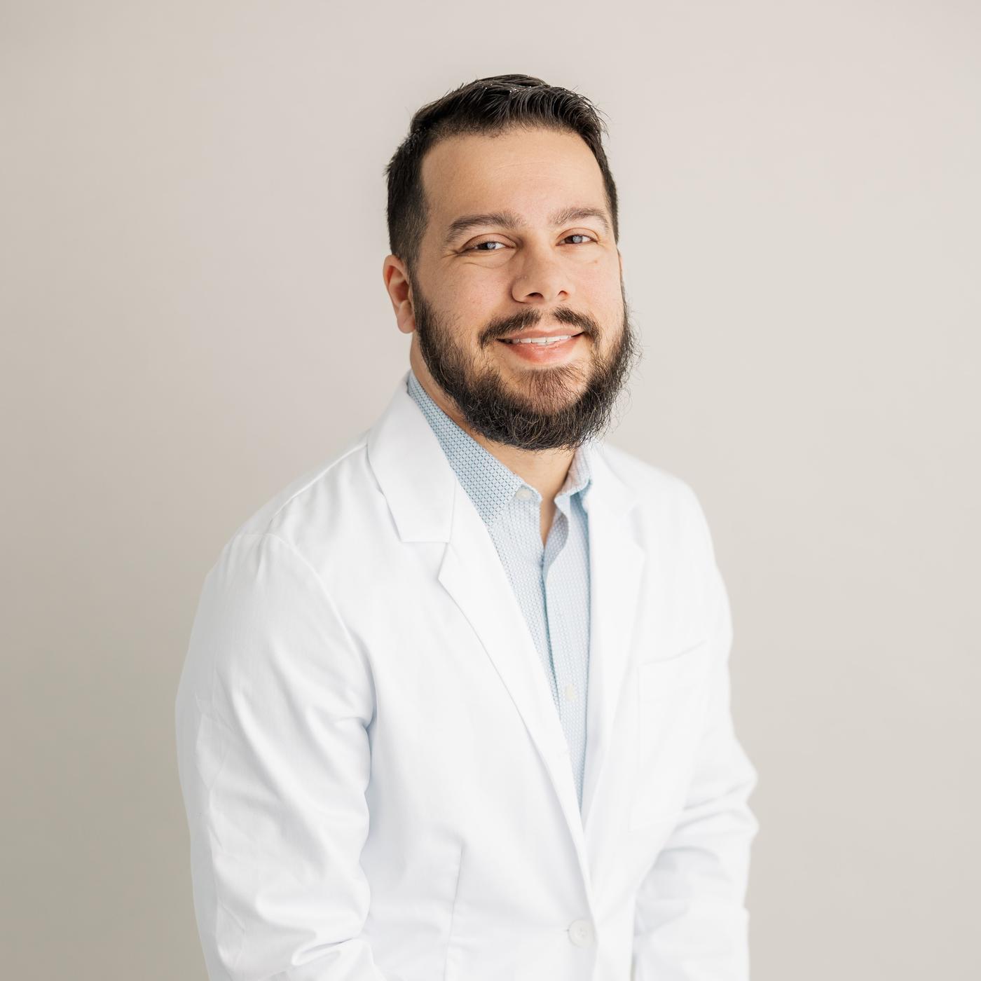 Dr. Anthony Fernandez